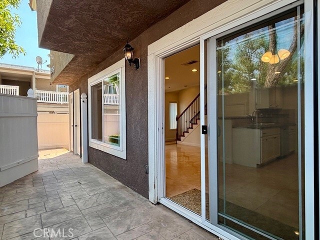 Building Photo - 685 W 18th St