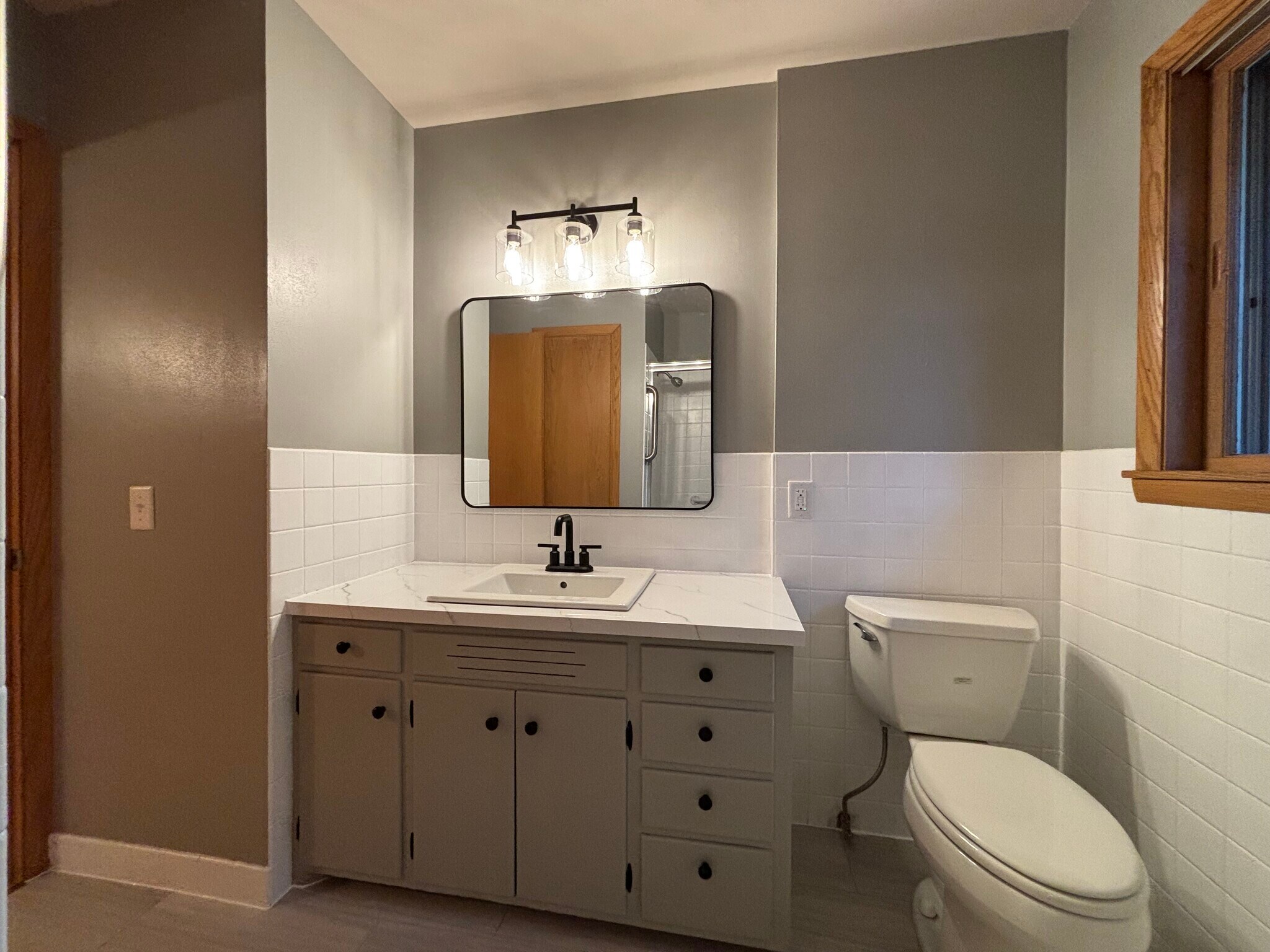 Building Photo - 4806 Goldfinch Dr