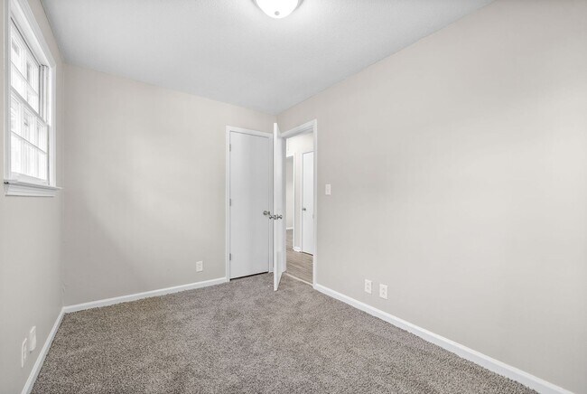 Building Photo - 3 Bedroom Home For Rent in St. Bethlehem A...