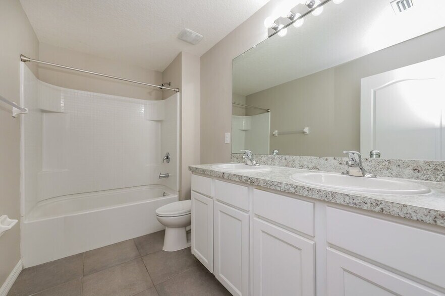 Building Photo - 3826 Willow Walk Dr