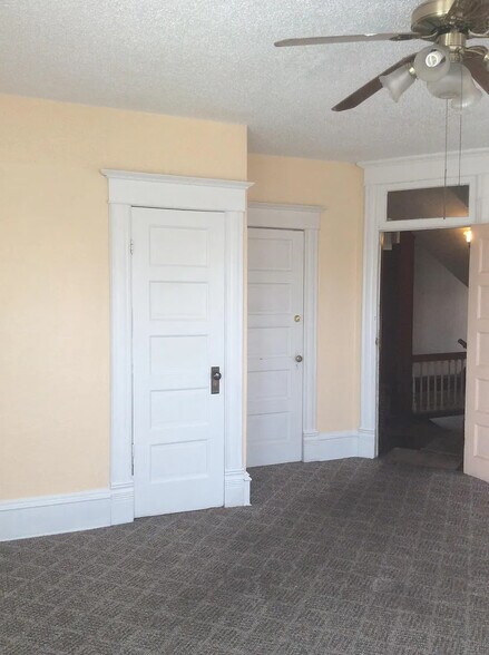 Building Photo - 715 W Colorado Ave