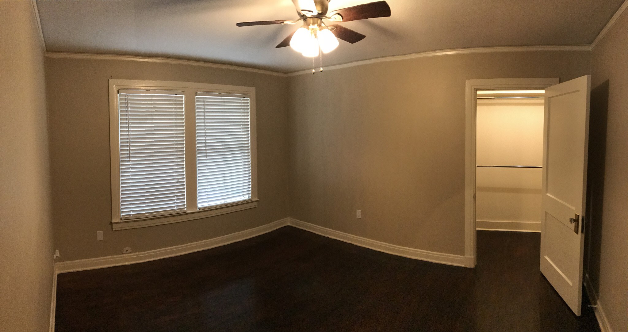 Building Photo - 906 N 6th St