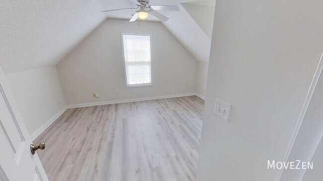 Building Photo - 1316 Ujamaa Dr