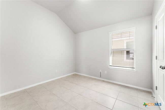 Building Photo - 193 Heather Glen Way