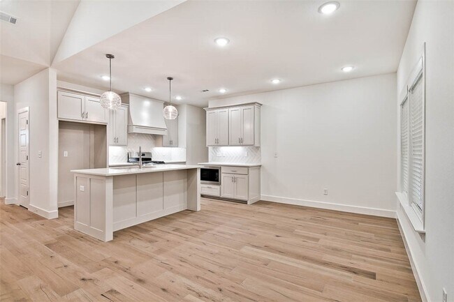 Building Photo - 30 Clevelys Ln