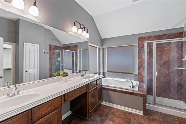 Building Photo - 7621 Glenwood Springs Ln