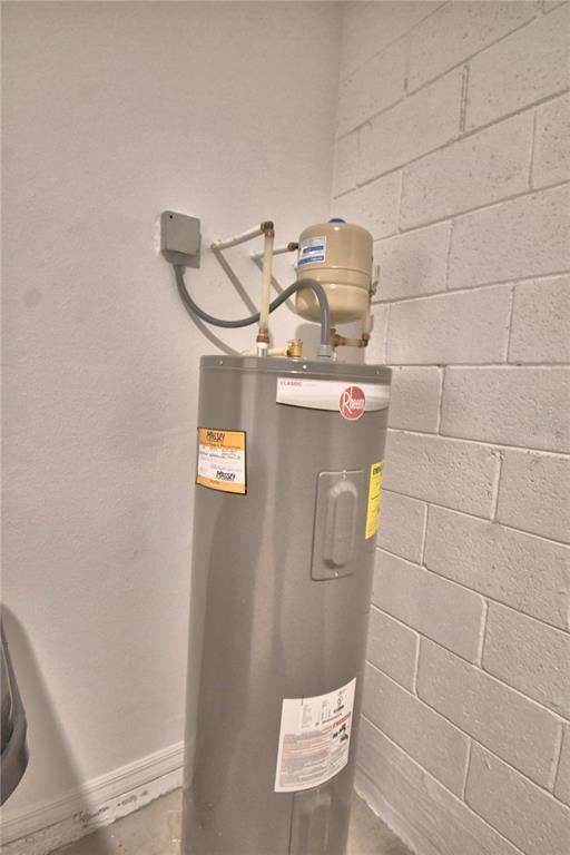 Building Photo - 3811 Sepia St