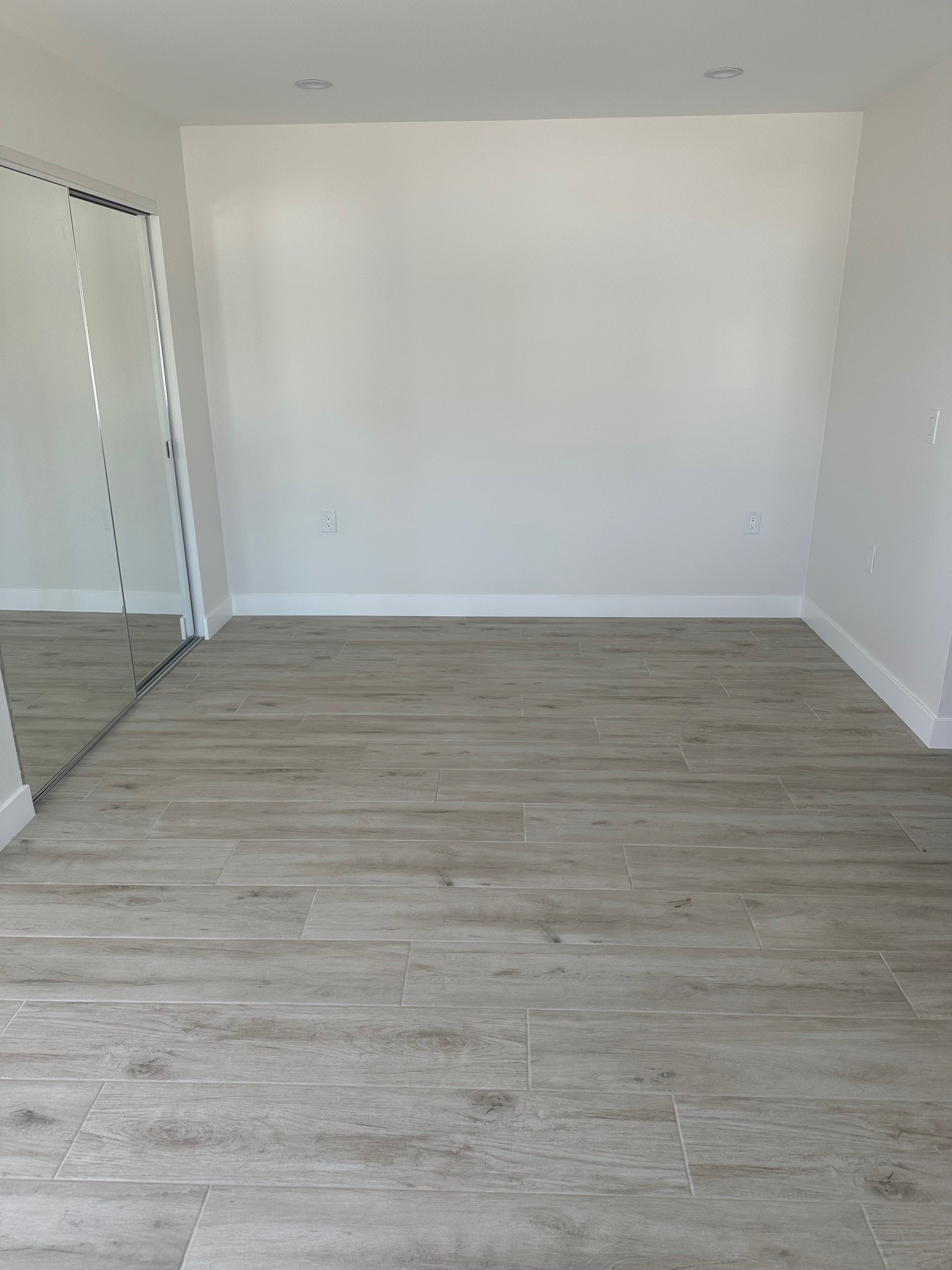 Living Area - 16730 Septo St