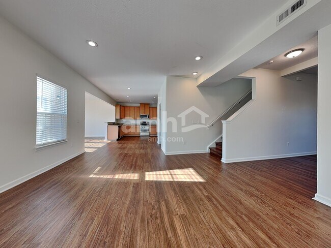 Building Photo - 1395 Apple Farm Dr