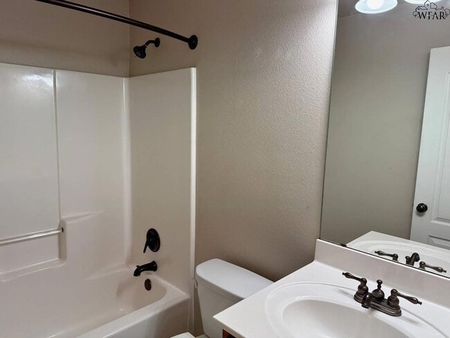 Building Photo - 5037 Cy Young Dr