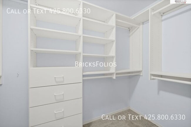 Building Photo - 702 228th St SW