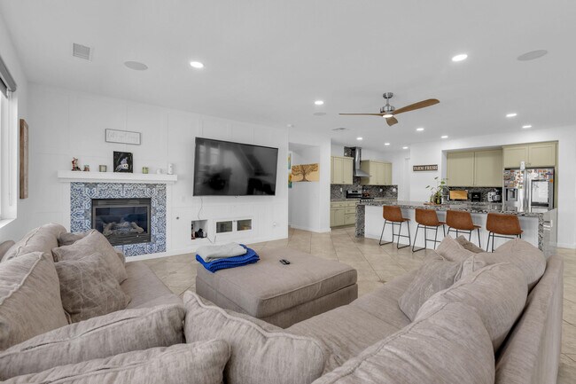 Building Photo - 82540 Lordsburg Dr