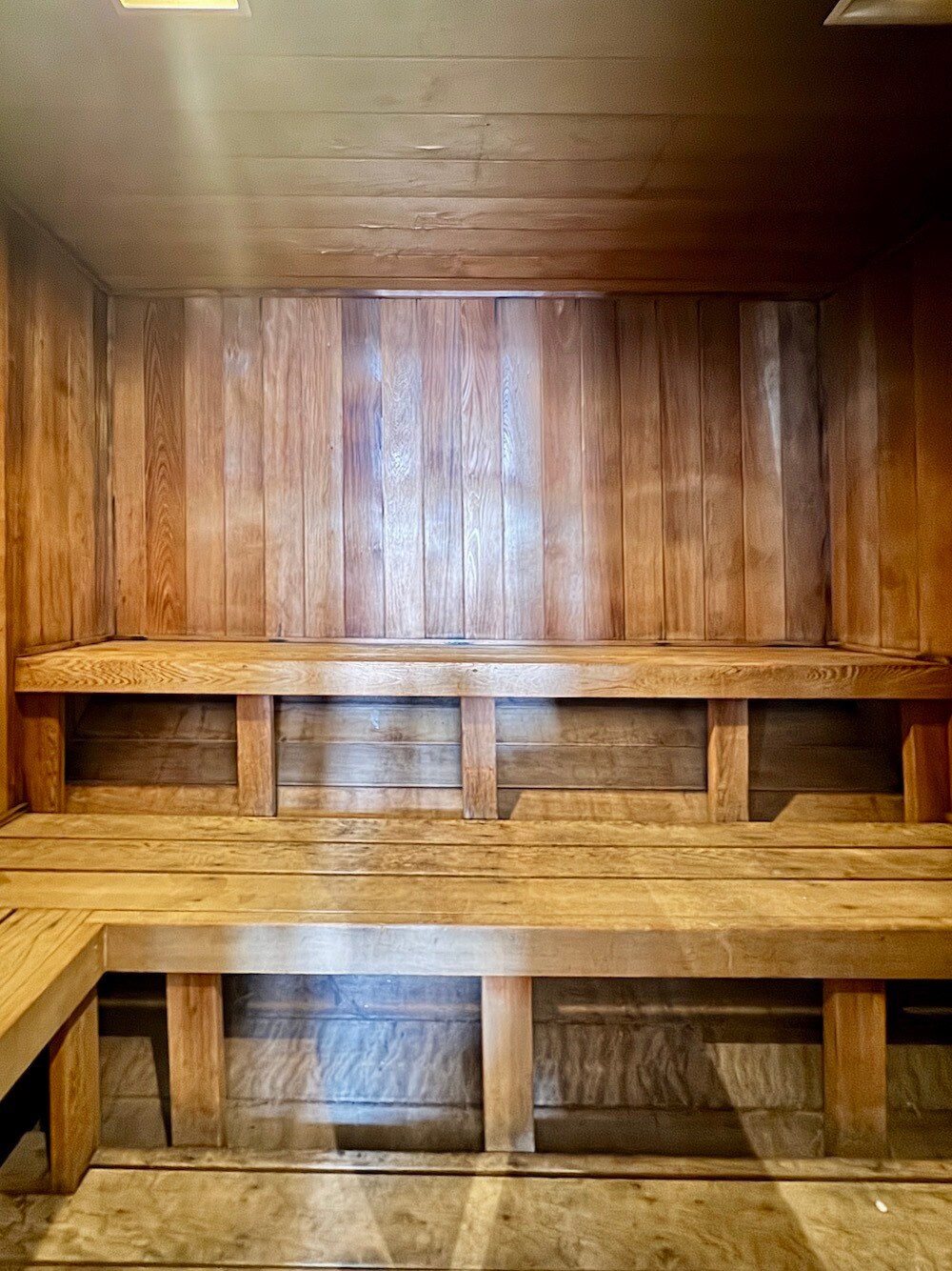 Sauna - 40 E 9th St