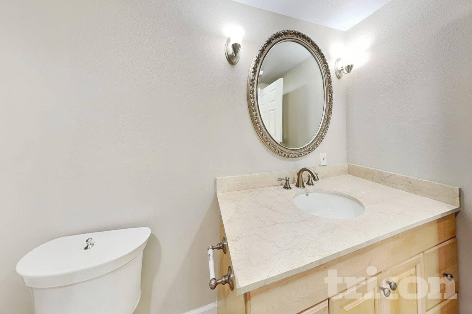 Building Photo - 5971 S Zeno Ct