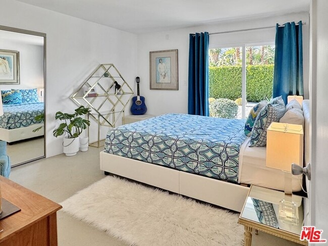 Building Photo - 2235 E Paseo Gracia