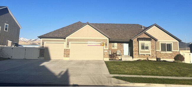 Building Photo - 9474 S Lea Heather Way