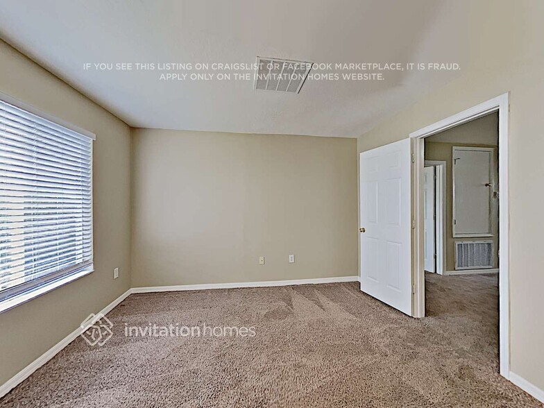 Building Photo - 1807 Sweetspire Dr
