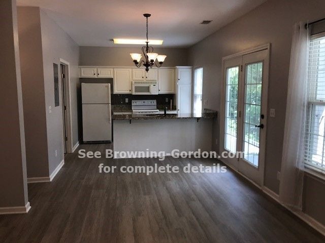 Primary Photo - Pristine 2 bedroom that is cute as can be!
