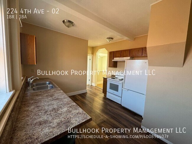 Building Photo - 224 4th Ave