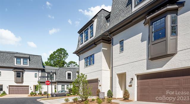 Building Photo - 3011 Fairview Townes Ct