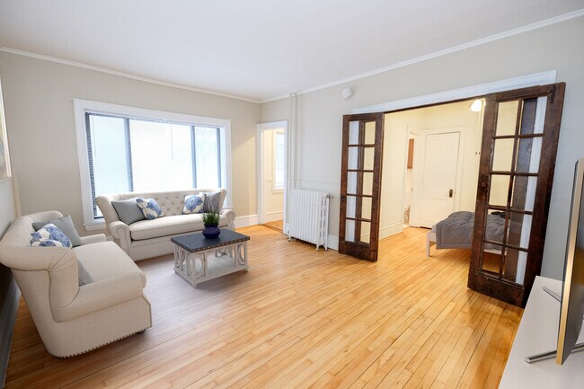 Building Photo - Lake Harriet Pkwy Apartments