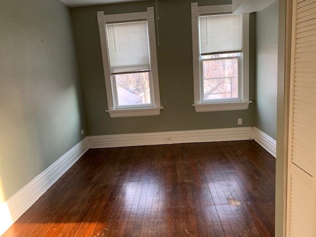 Building Photo - 2245 W Shakespeare Ave