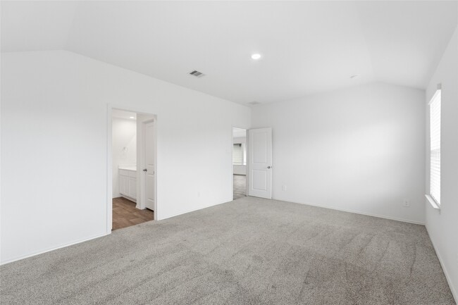 Building Photo - 31323 Heddington Ln