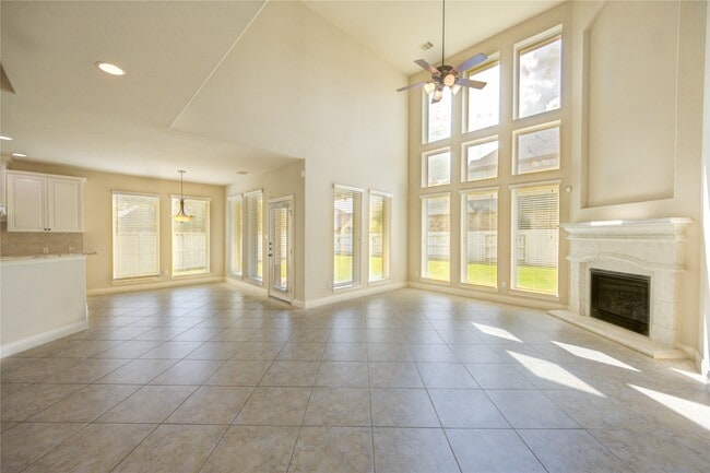 Building Photo - 6730 Sotoria Ln