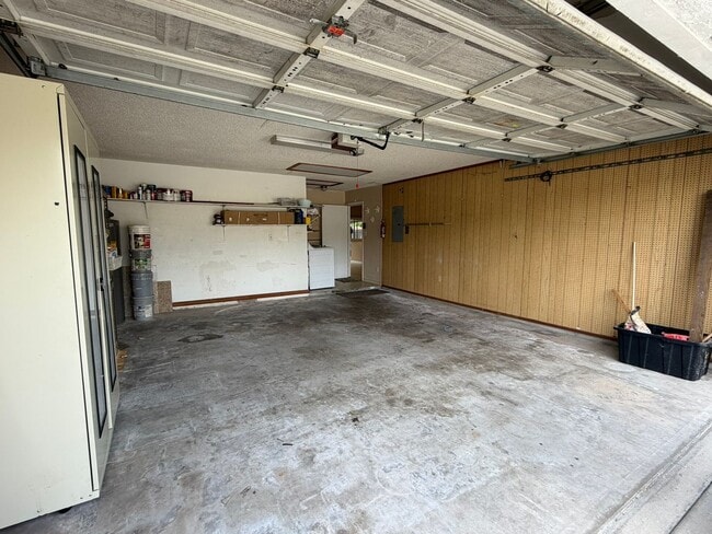 Building Photo - 625 Remington Oak Dr