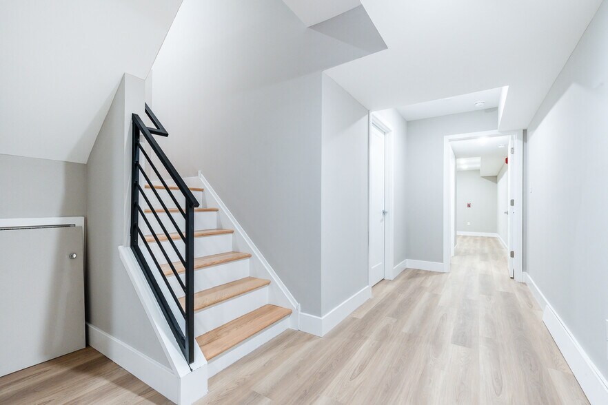 Building Photo - 1331 N 17th St