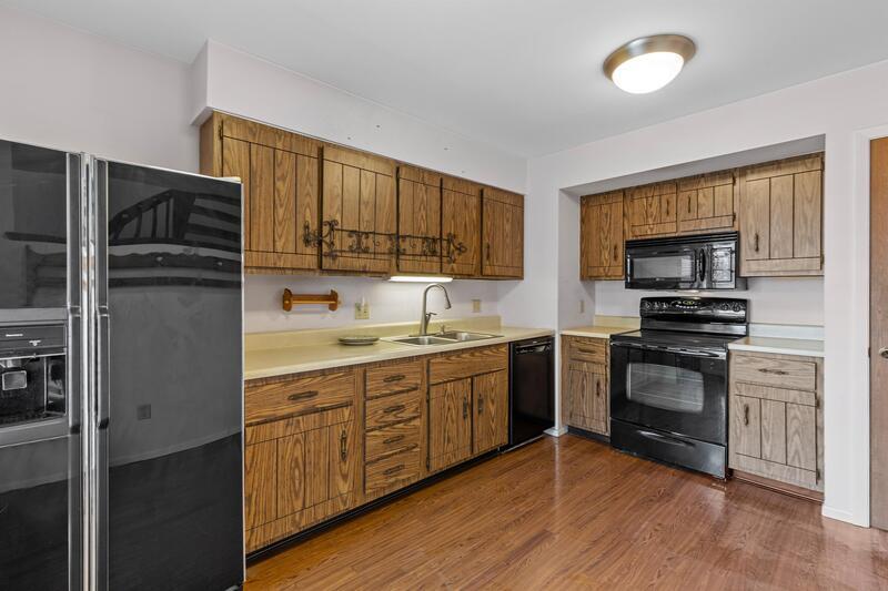 Building Photo - 1816 Misty Moss Dr