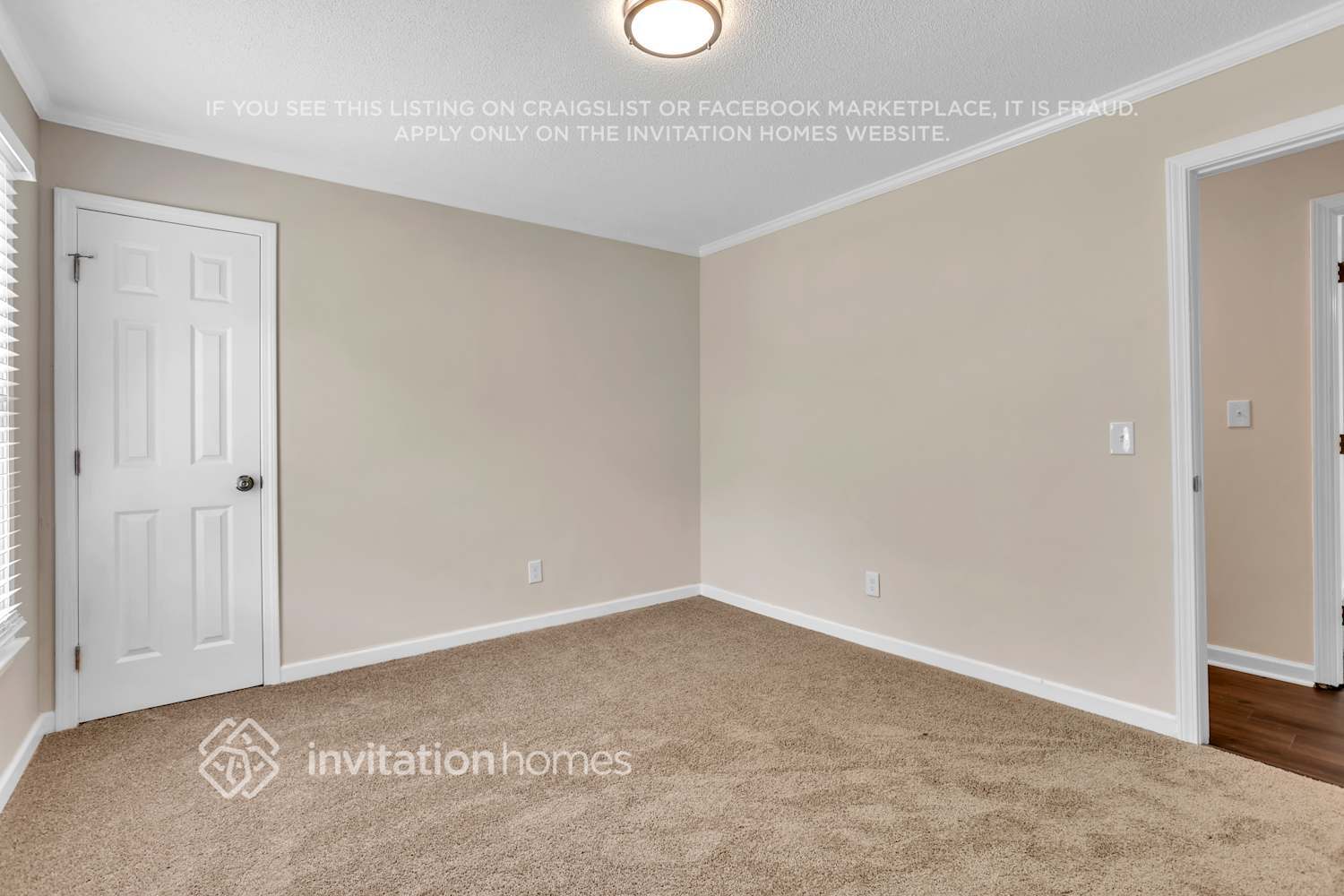 Building Photo - 221 Cherrywood Dr