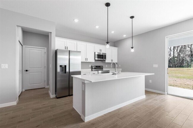 Building Photo - 21 Weymouth Ln