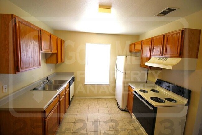 Building Photo - 1708 Windward Dr