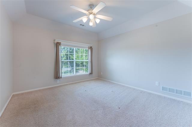 Building Photo - 209 Timber Lake Dr
