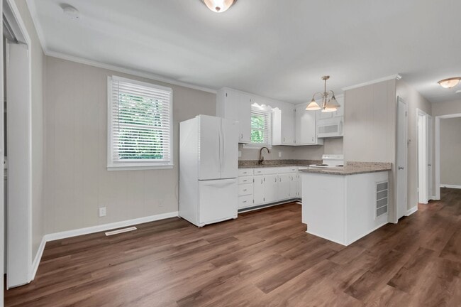 Building Photo - 7311 Birch Bark Dr