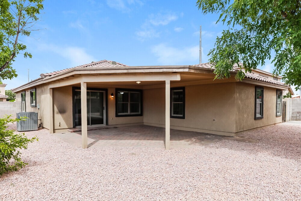 Building Photo - 3914 S Ponderosa Dr