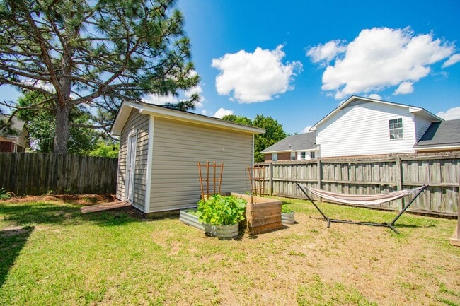 Building Photo - Coming soon! 3 Bedroom 2 Bathroom with Above Ground Pool- Pets okay!