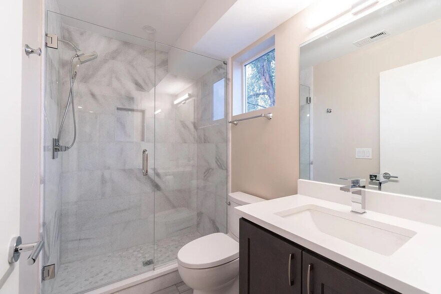 Bathroom on Second Floor - 4265 W 13th Ave