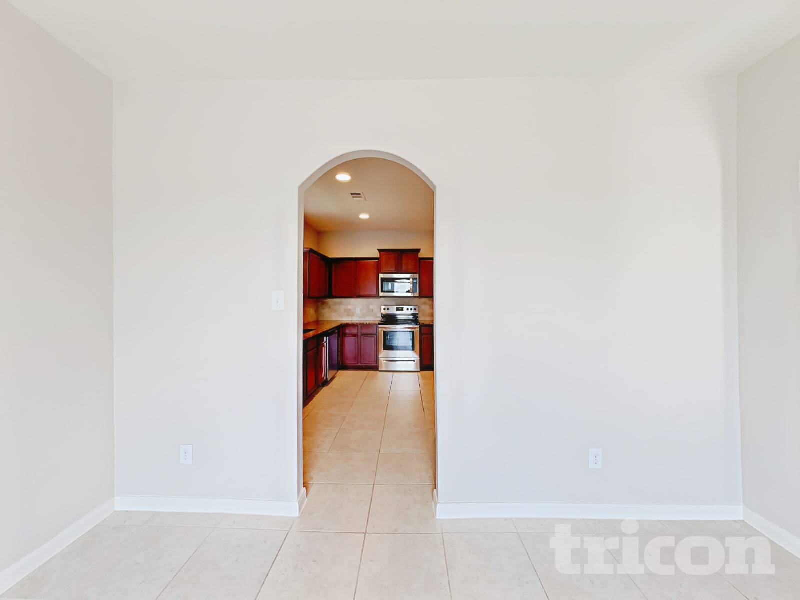 Building Photo - 2312 Redbud Dr