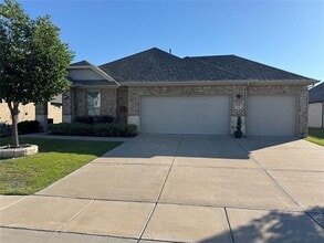 Building Photo - 534 Tuscany Dr