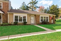 Building Photo - 378 Minstrel Ct