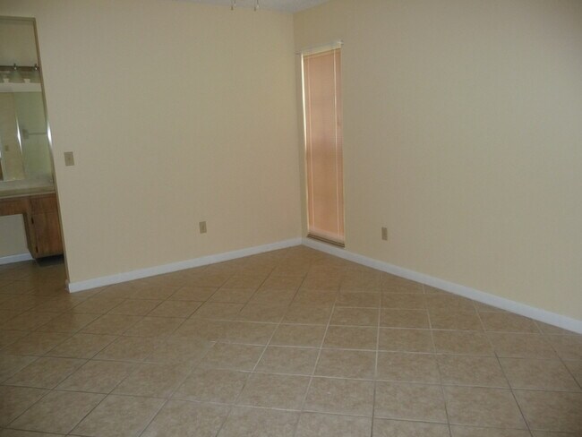 Building Photo - NORTHDALE