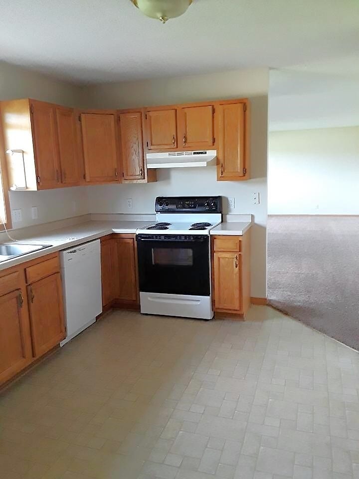 Building Photo - 2102 135th St