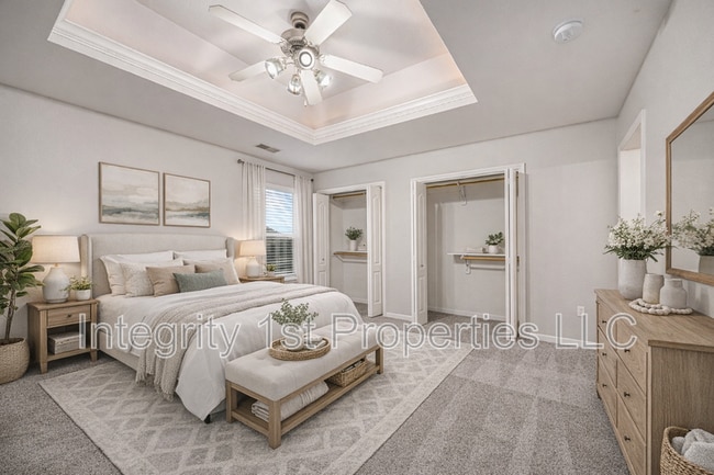 Building Photo - 9111 N Dalton Ave