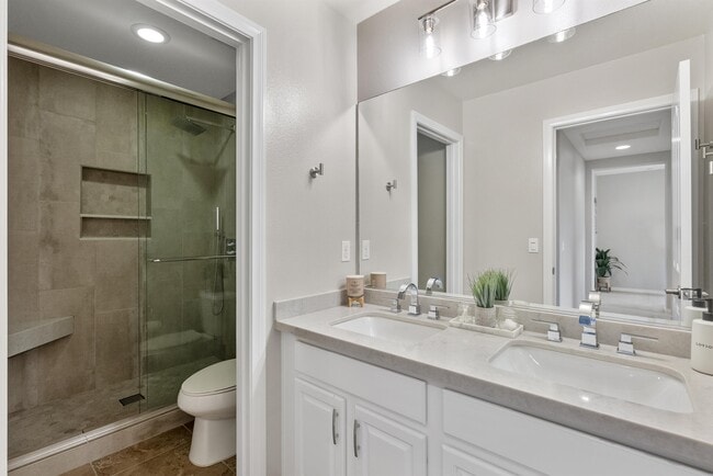 Building Photo - 28955 Buena Vista Ct