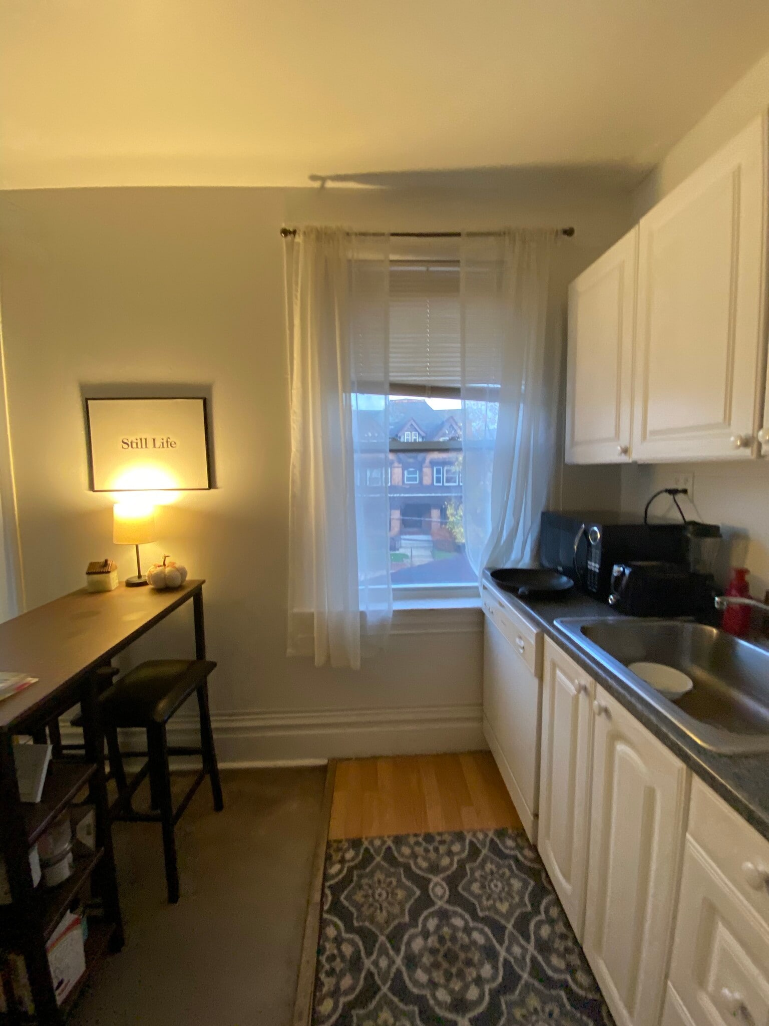 Building Photo - 370 S Negley Ave