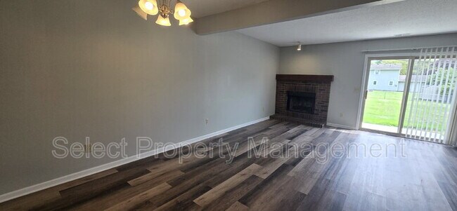 Building Photo - 5448 Evard Rd