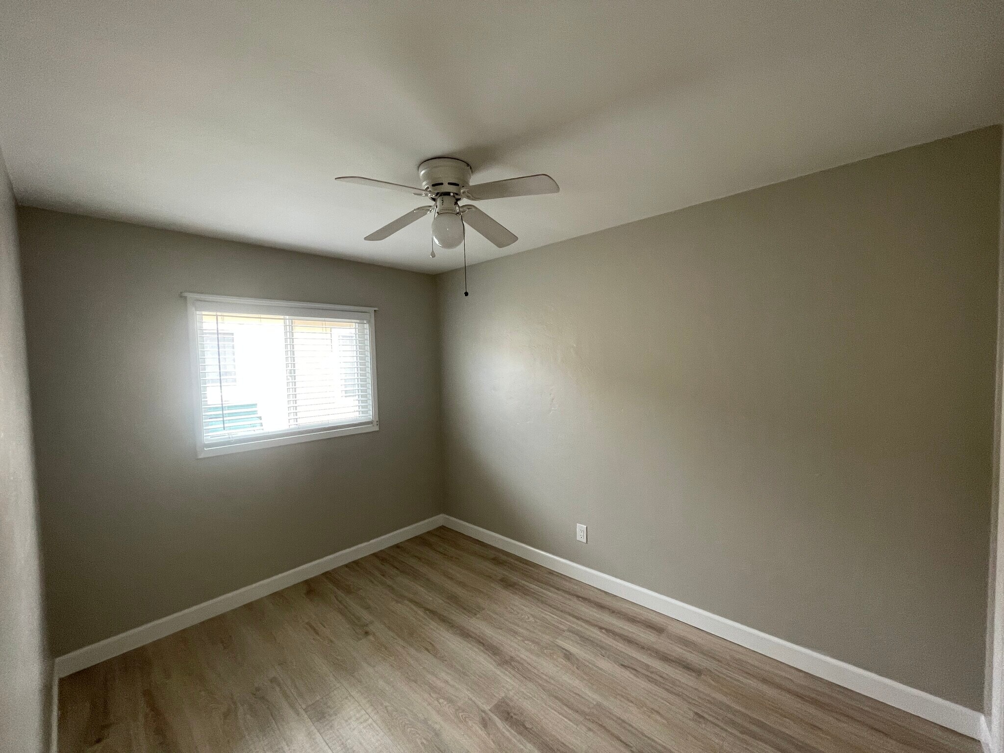 Building Photo - 1159 Felspar St