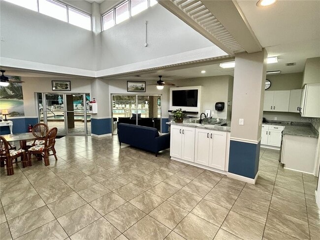 Building Photo - 4908 Myrtle Oak Dr